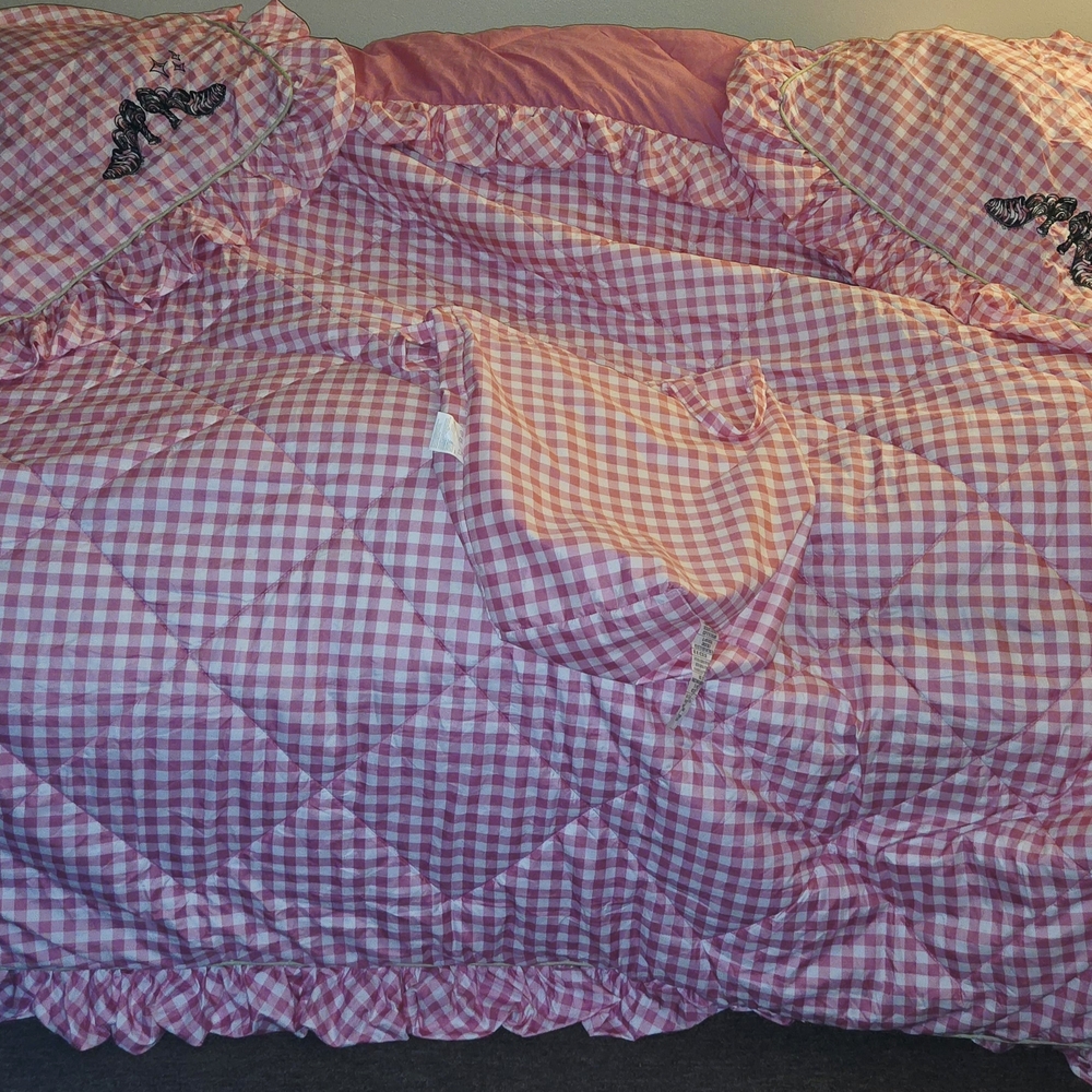 Pink Gingham Bedding Set